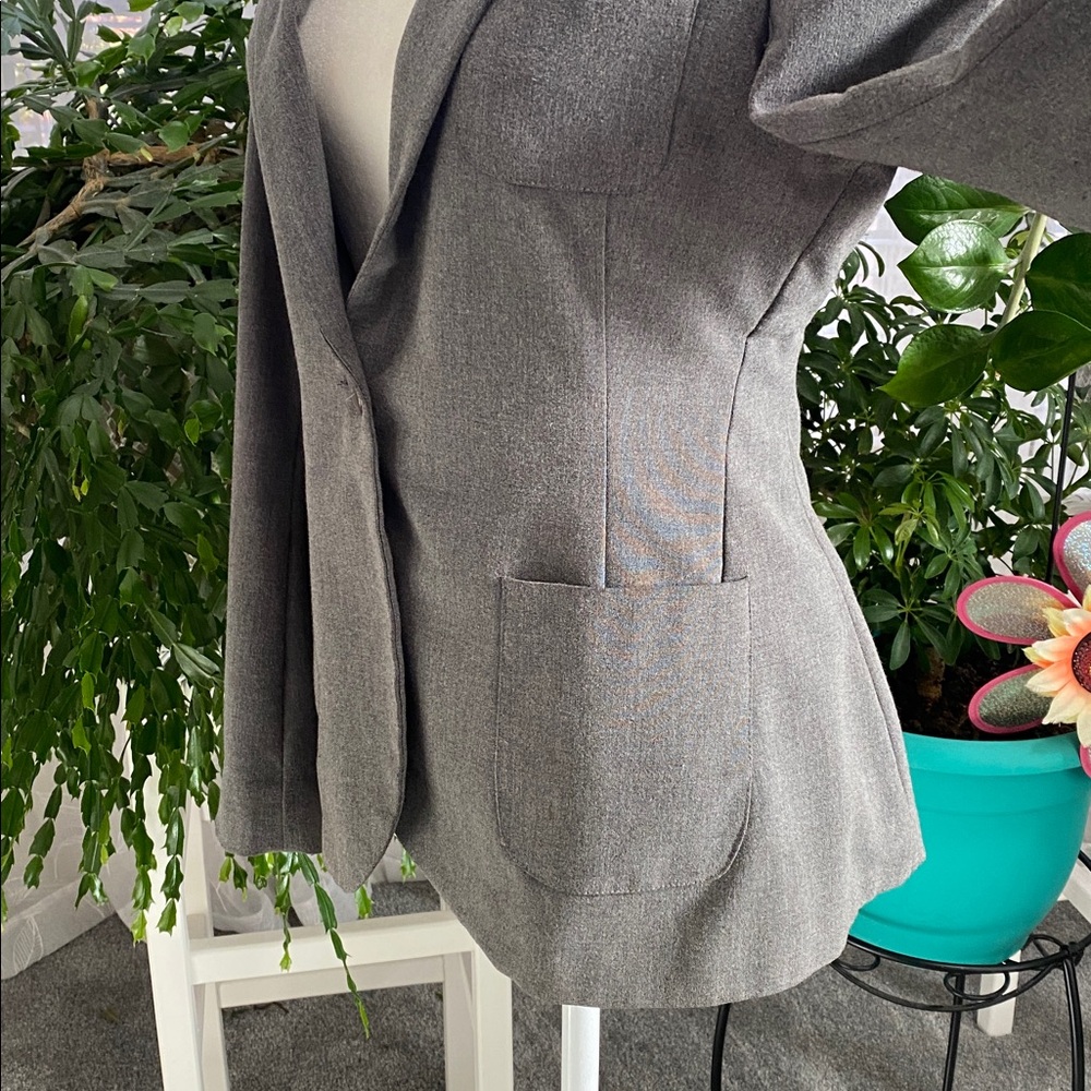 ❌SOLD❌Not Forever Gray Single Button Fitted Blazer Jacket Split Tail - Picture 9 of 17